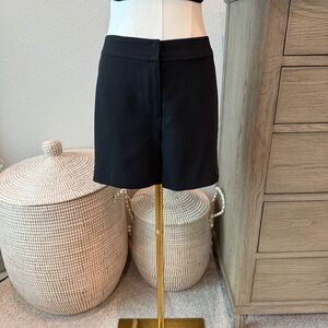 Trina Turk NWT Daulton Black Shorts Size 6